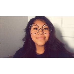 Meet your Posher, Lieza